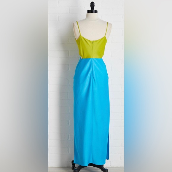 NWOT* Color block side cut out dress - Picture 2 of 6